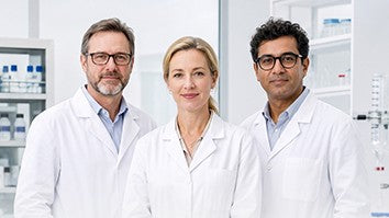 KYYWEE hearing acoustics team in the laboratory
